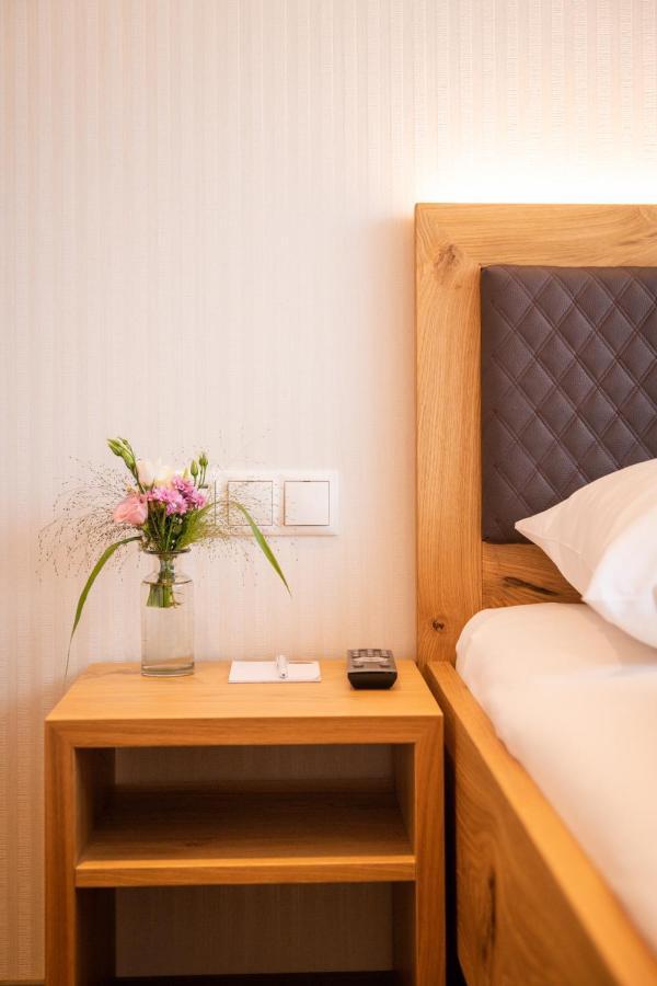 Motel Keckeis Inn - Self Check-In Sulz  Bagian luar foto